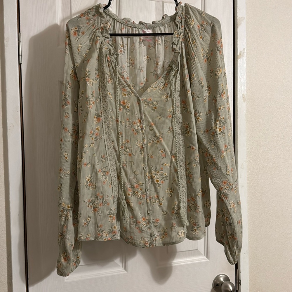 Flowing Easter top